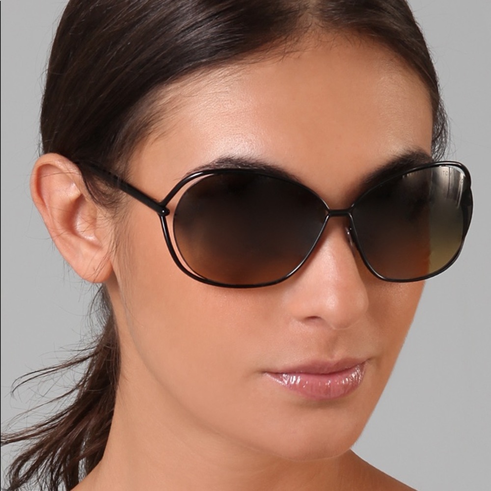 TOM FORD Carla Sunglasses with Purple-ish Hue